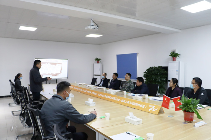 县领导潘俊琦一行赴“退役军人就业创业基地”中沃门业有限公司开展调研活动