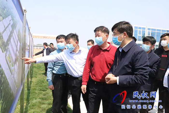 县委书记张团结调研工业重点项目建设情况