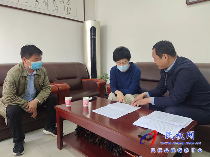 县领导周燕、瞿志君到白云寺镇督导疫情防控和新型集镇区校园建设工作