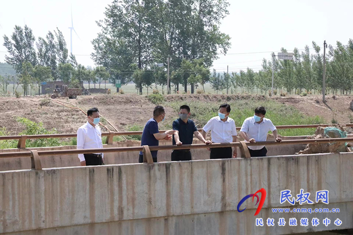 蔡磊妻子

：我们会得罪很多人，所以有心理准备