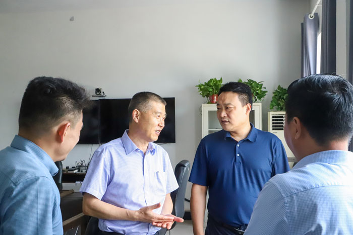 市委督查组莅民督查乡镇管理体制机制改革等工作