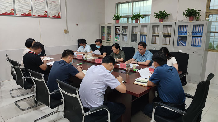 县委副书记、县长王静娴主持召开县疫情防控分析研判会