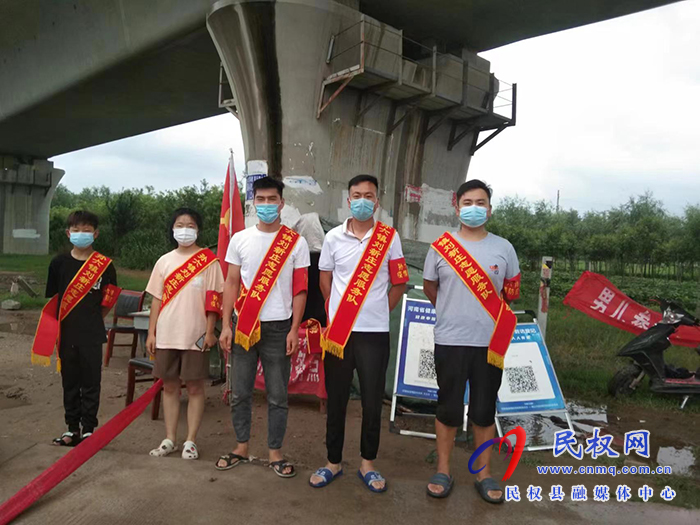 孙六镇：“志愿红”助力疫情防控 守护群众健康安全