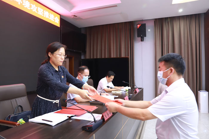 民权县深化“放管服效”改革暨优化营商环境攻坚推进会召开 民权县深化“放管服效”改革暨优化营商环境攻坚推进会召开