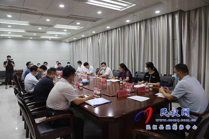 市农业水价综合改革工作领导小组莅民调研