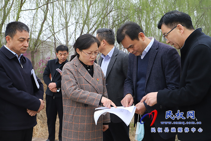 县委副书记、县长王静娴调研上市后备企业发展情况