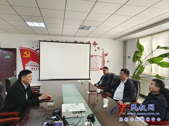 县领导李君、马德伟带领有关单位和乡镇负责人赴山东省临沂市开展招商活动
