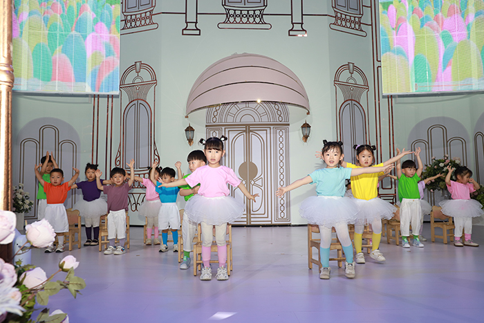 民东爱婴托育中心举办喜迎“六一”暨五周年感恩回馈活动