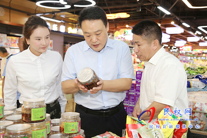  县委常委、组织部长王义彬调研督导“三夏”生产和食品安全“两个责任”落实工作