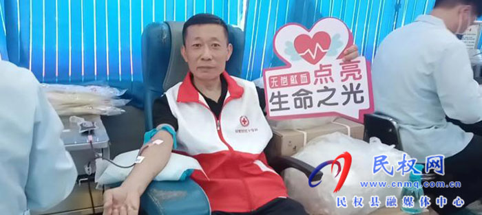 民权县红十字会开展“世界献血日”宣传活动