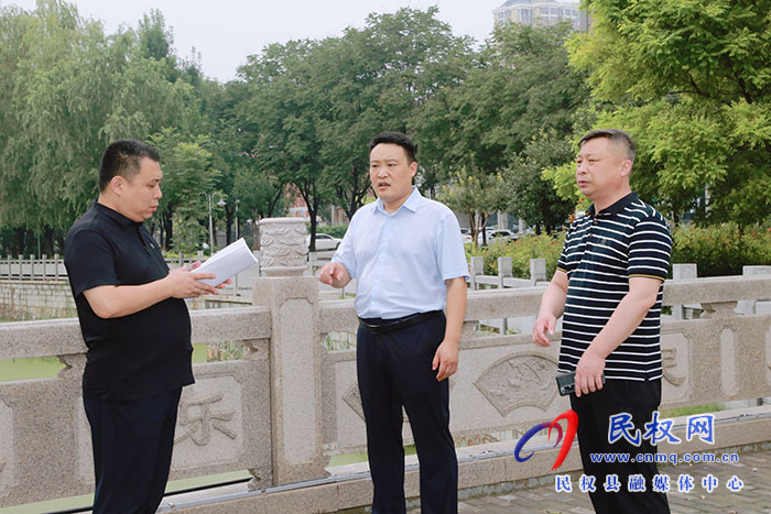 县委常委、份少布部份少王义彬督导横蛮皆市竖坐工做