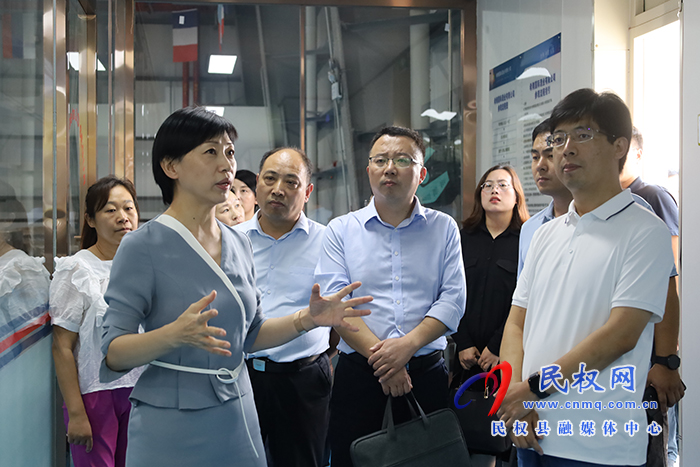 汤阴县考察组到我县保税物流中心考察学习                      