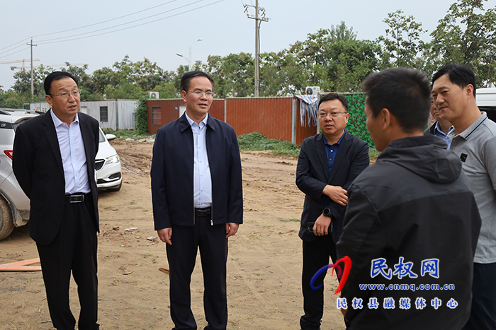 县委副书记、代县长王景义查看重点项目建设情况