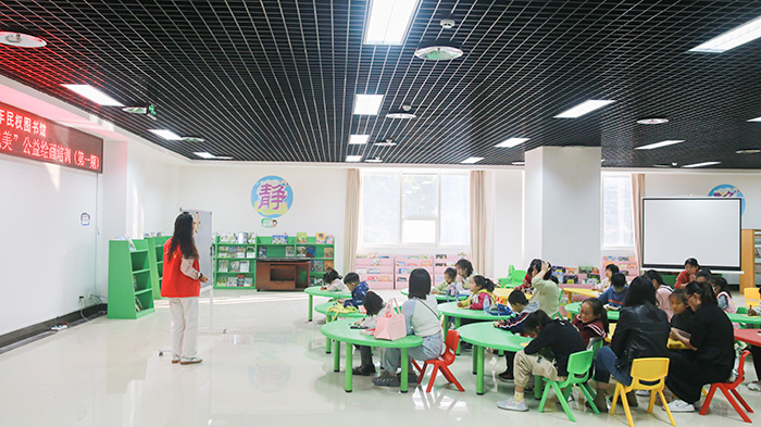 民权县图书馆举办“画从书中来——阅绘悦美”公益绘画培训