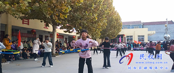 人和镇中心小学举行第三届冬季运动会