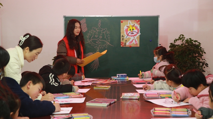 民权县图书馆举办2024年“画从书中来——阅绘悦美”公益绘画培训第一期（总6期）