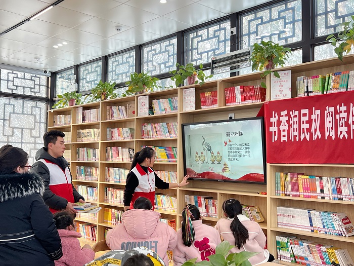 团县委联合县图书馆开展“书香润民权，阅读伴成长”阅读推广活动