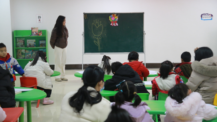 民权县图书馆举办2024年第三期“画从书中来——阅绘悦美”公益绘画培训（总第8期）