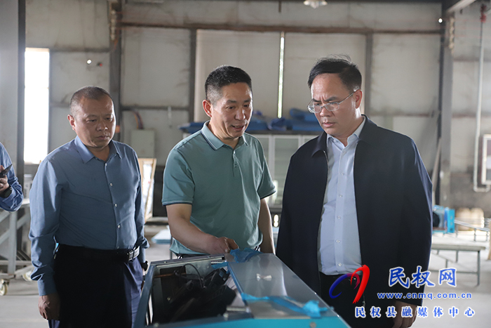 县委副书记、县长王景义调研安全生产和企业生产经营情况