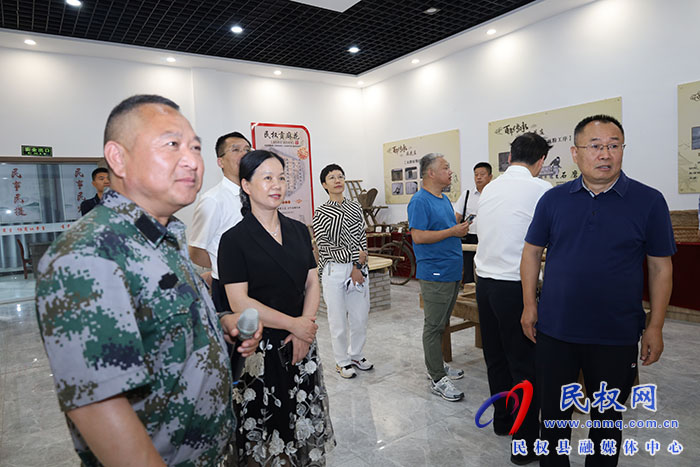 湖州市政协副主席李红一行到民考察学习