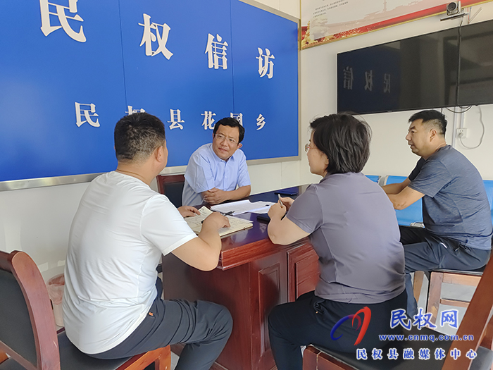 县委副书记李君调研督导基层治理、 信访稳定等工作