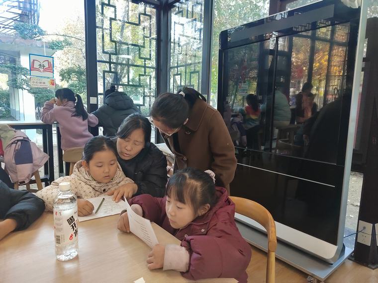 民权县图书馆举办2024年第二十三期“美文同诵”朗诵技巧公益讲座（总第41期）