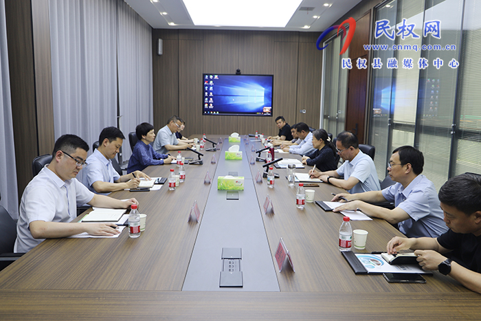 中信银行商丘分行党委书记、行长路洪欣一行到民考察