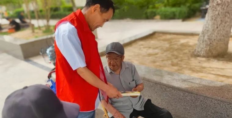 民权县图书馆开展“让爱无‘碍’ 书香相伴”阅读服务活动