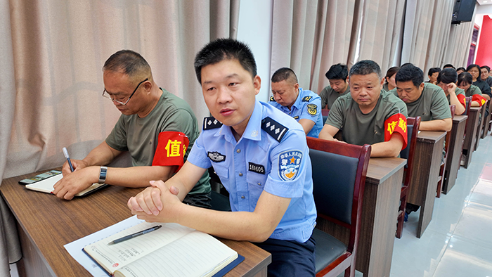 人和镇召开“三夏”生产暨秸秆禁烧动员会