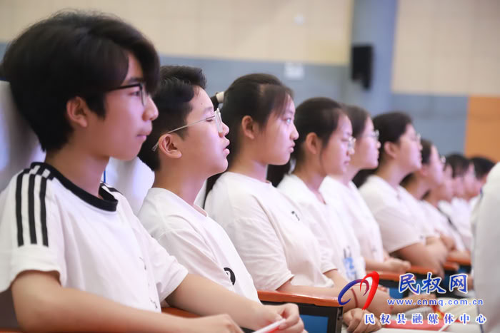 党的创新理论宣讲暨“出彩河南人”楷模发布厅走进民权