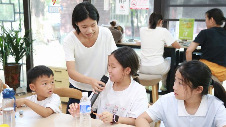 民权县图书馆举办“小实验大发现——科学探秘工坊”科普体验课