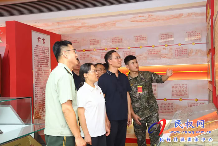 县委书记王静娴开展“八一”走访慰问活动