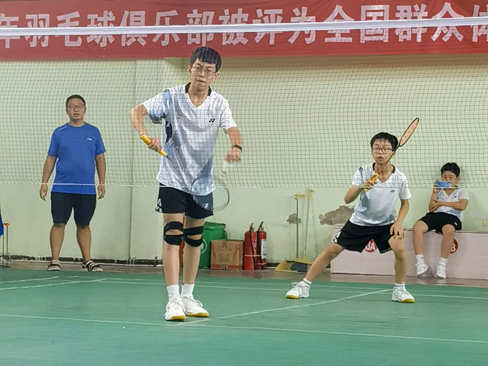 民权县青少年羽毛球代表队在商丘七运会上斩获多个奖项
