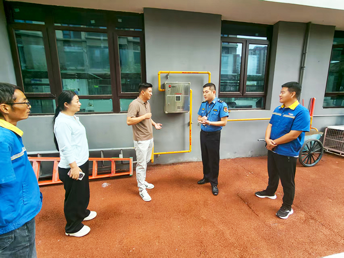 盯紧校园燃气“安全阀” 筑牢安全防护墙