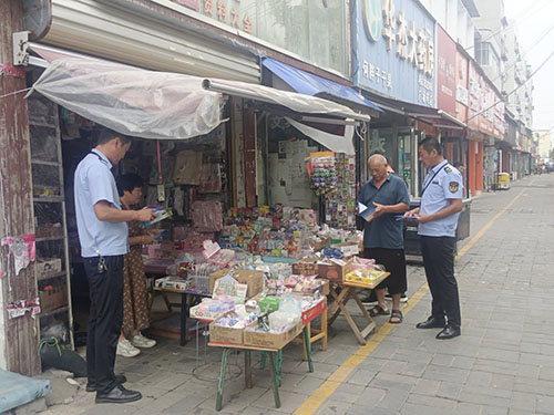 民权县文化广电和旅游局开展校园周边普法宣传 筑牢文化安全“防护网”