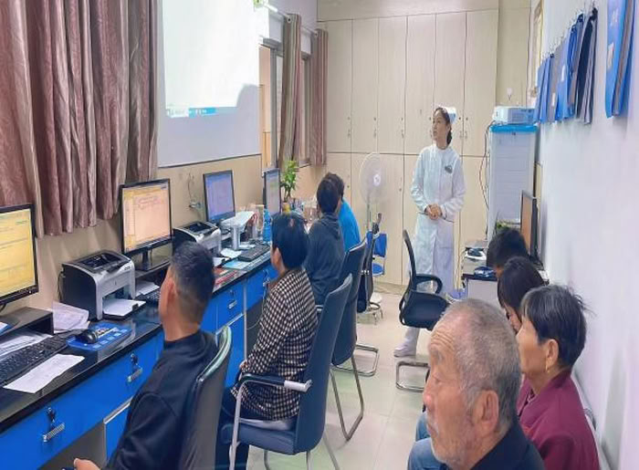 深耕护理一线，十九载初心不改 ——记民权县中医院心血管一病区护士长姚艳敏