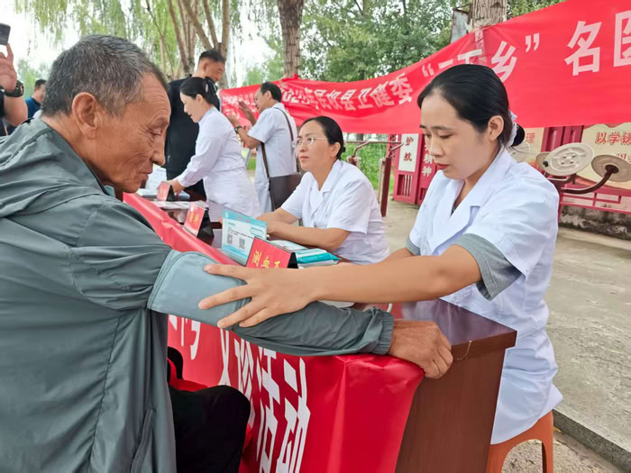 民权：“三下乡” 联动科普月 惠民服务暖人心