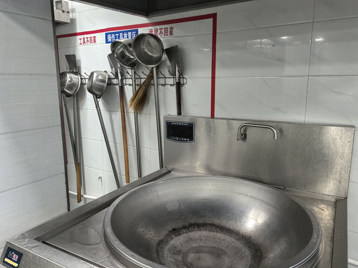 加强从业人员规范培训，筑牢校园食品安全防线 ——民权县第一实验幼儿园教育集团伙房从业人员规范从业专题会