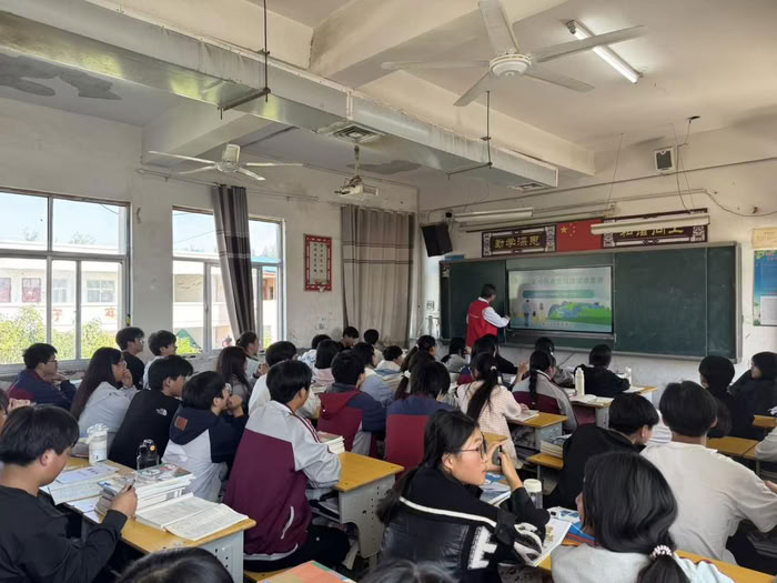 王桥镇中心卫生院联合河南大学第一附属医院医疗团队开展义诊暨健康宣讲活动 王桥镇中心卫生院联合河南大学第一附属医院医疗团队开展义诊暨健康宣讲活动