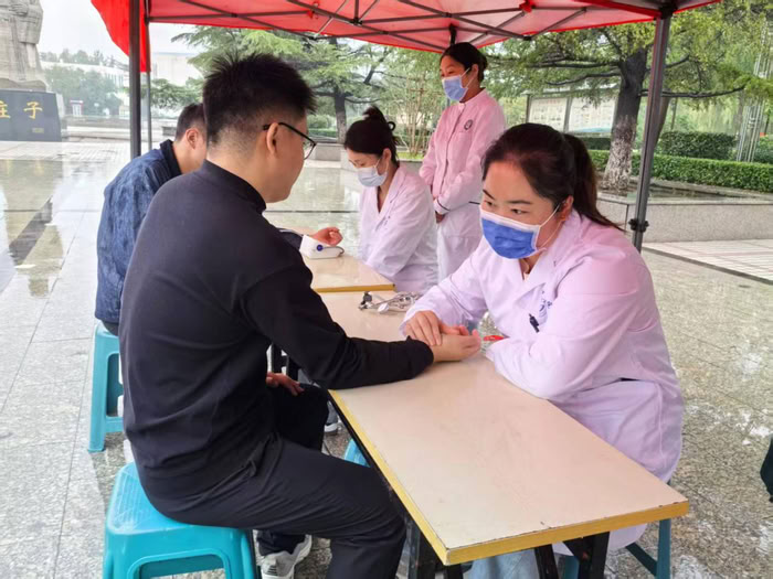 民权县中医院 开展2025年“服务百姓健康行动”大型义诊活动 民权县中医院 开展2025年“服务百姓健康行动”大型义诊活动