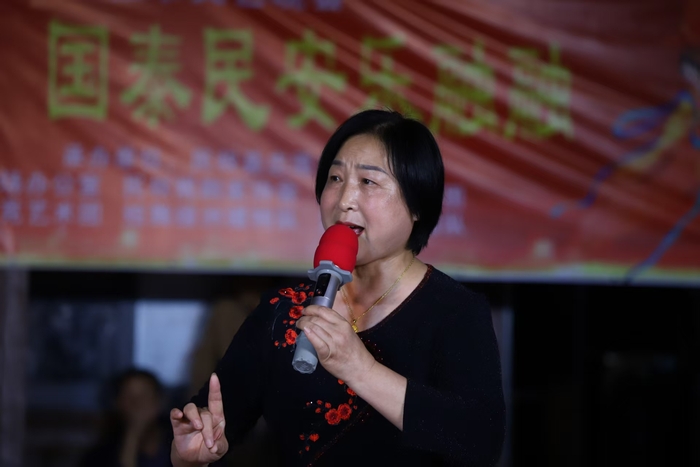 民权：载歌载舞共庆双节