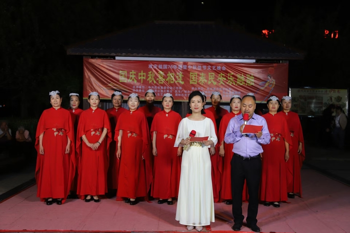民权：载歌载舞共庆双节