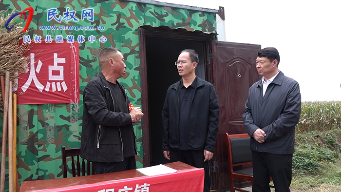 县委副书记、县长王景义调研“三秋”生产重点工作