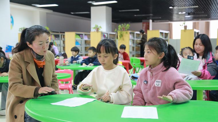 民权县图书馆举办2025年第十七期“美文同诵”朗诵技巧公益讲座（总第59期）