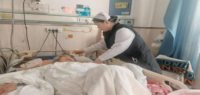 以专业“秀”实力,用坚守“红”出圈 ——记民权县中医院神经外科护士长王秀红 以专业“秀”实力,用坚守“红”出圈 ——记民权县中医院神经外科护士长王秀红