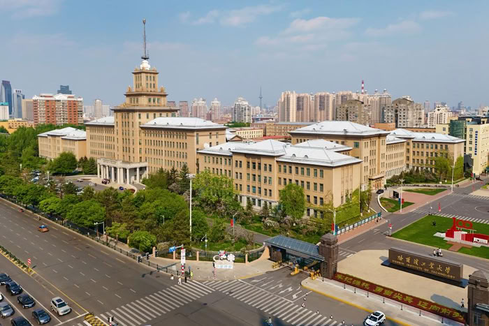 四中全会精神在基层丨哈工大“造卫星”的“小课堂”有了“新教案” 四中全会精神在基层丨哈工大“造卫星”的“小课堂”有了“新教案”