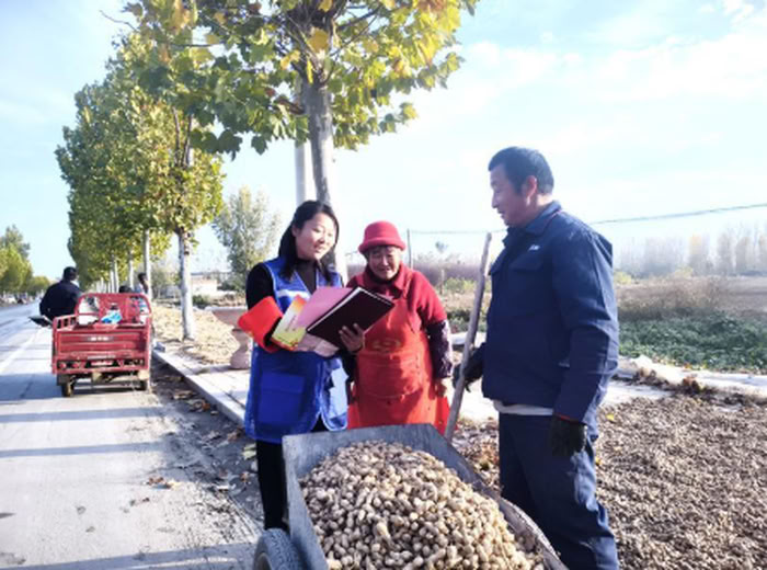 民权县孙六镇 田间地头传党音 民权县孙六镇 田间地头传党音