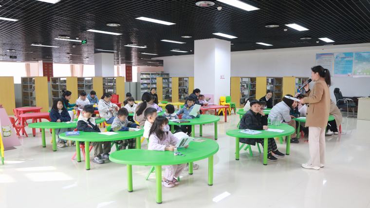 民权县图书馆举办2025年第十九期“美文同诵”朗诵技巧公益讲座（总第61期）