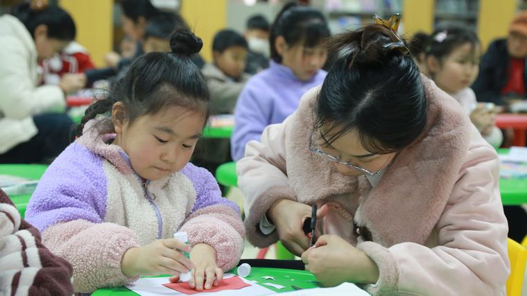 民权县图书馆举办2025年第十三期“童心向党·书香伴成长”阅读分享会活动（总第64期）