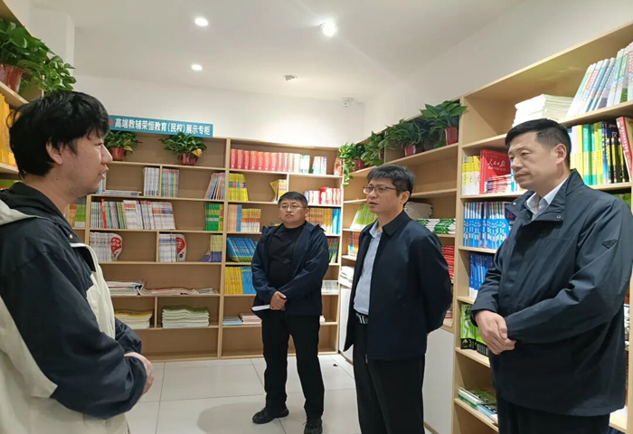 我县开展2025年国庆、中秋节双节前文化市场专项检查